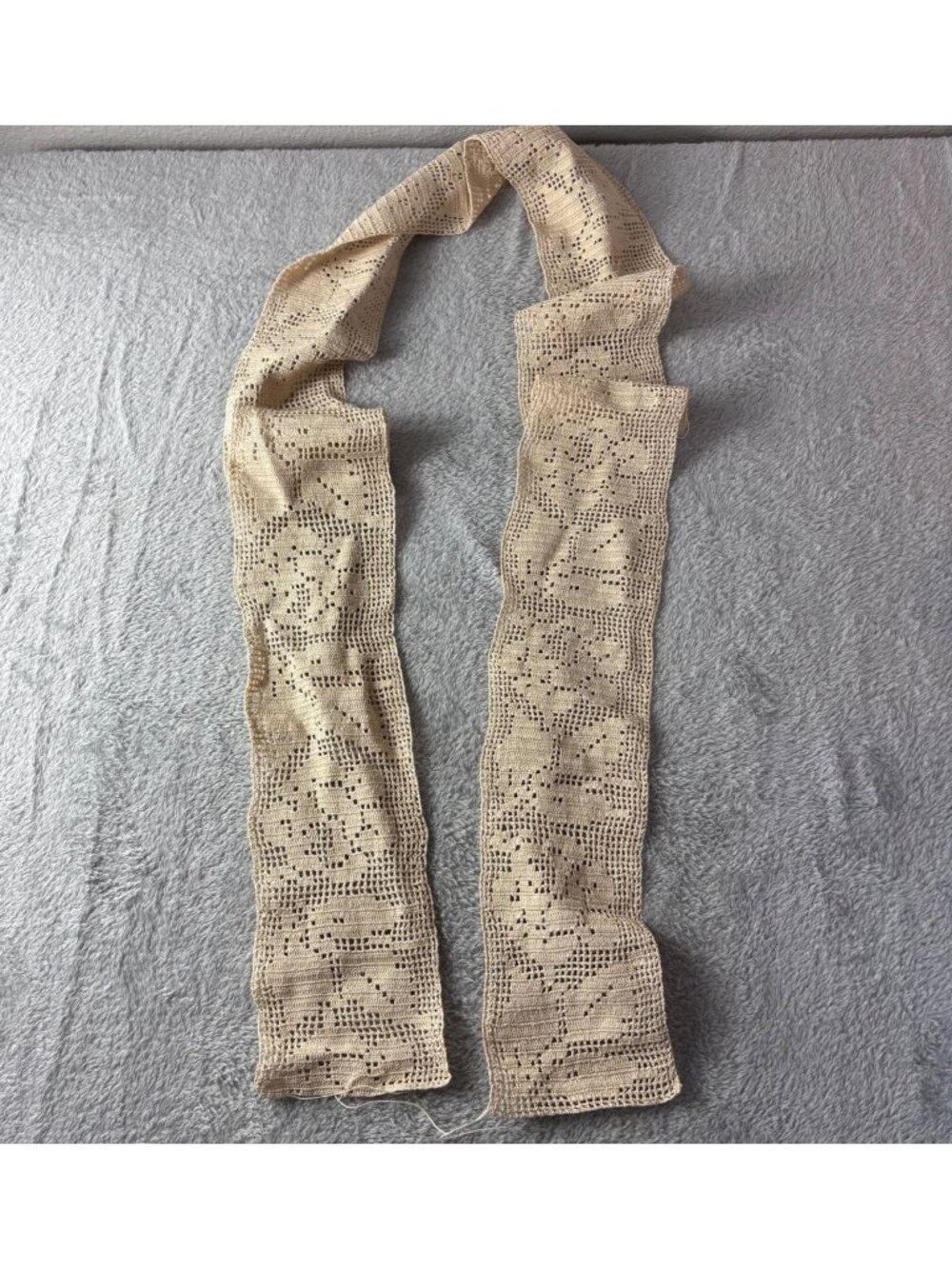 Vintage Crocheted Trim Strip Floral Beige flaw unbranded